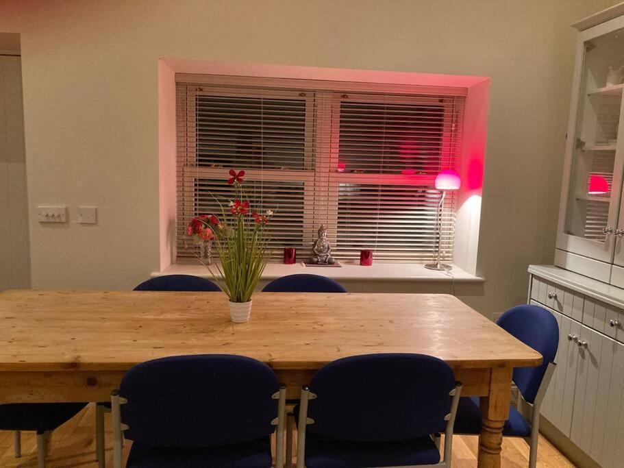 2 Quay Road, Killala. Stunning Sea Front Cottage Екстериор снимка